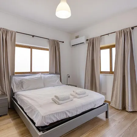 3 Bedroom With Balcony And Rotunda View 公寓 *