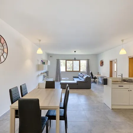 3 Bedroom With Balcony And Rotunda View 公寓 *