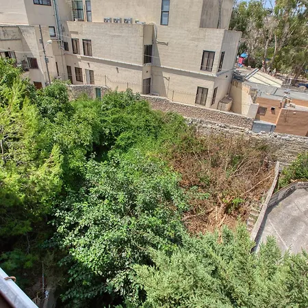 3 Bedroom With Balcony And Rotunda View 莫斯塔